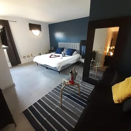 Bed & Breakfast L'Escapade Lauragaise, Chambres Avec Spa Privatif