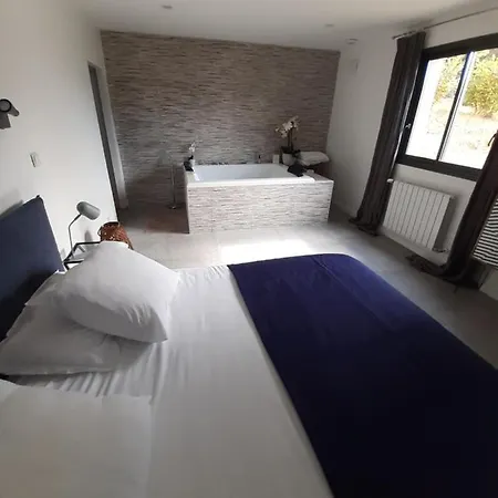 Bed & Breakfast L'Escapade Lauragaise, Chambres Avec Spa Privatif *